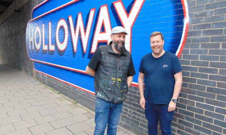 Lionel Stanhope and Paul Wise in front of the new Holloway Road mural