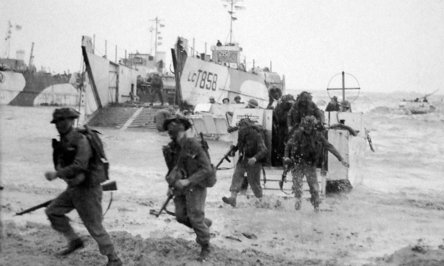 Royal Marine Commandos coming ashore, 6 June 1944 (Imperial War Museum B5246)