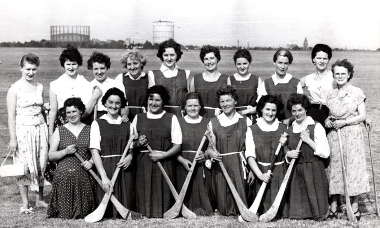 Sarsfields camogie team in the early 1950s. This was founded by Limerick-born Mrs McCarthy of Holloway (far right). [Image: Paddy Fahey Collection, Brent Museum and Archives]