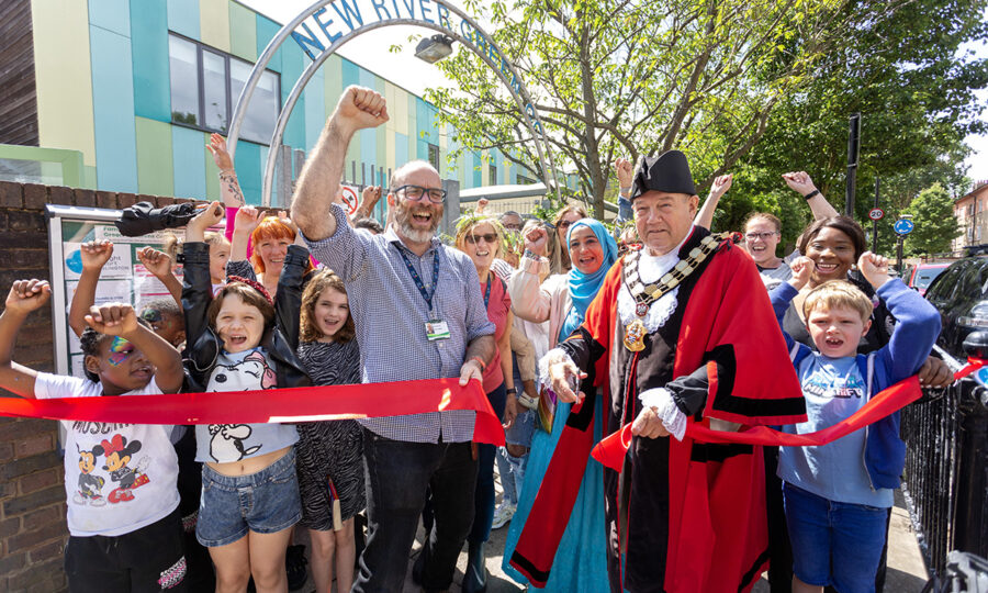 Islington-mayor-opening-the-new-Family-Hub-